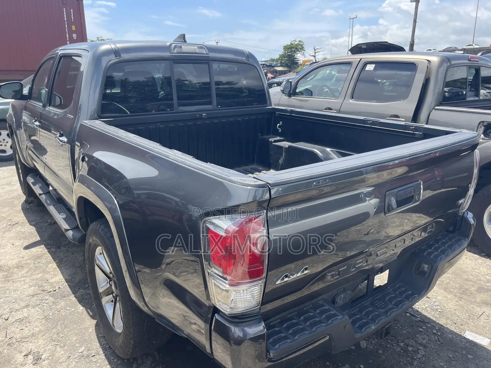 Toyota Tacoma 2018 Gray
