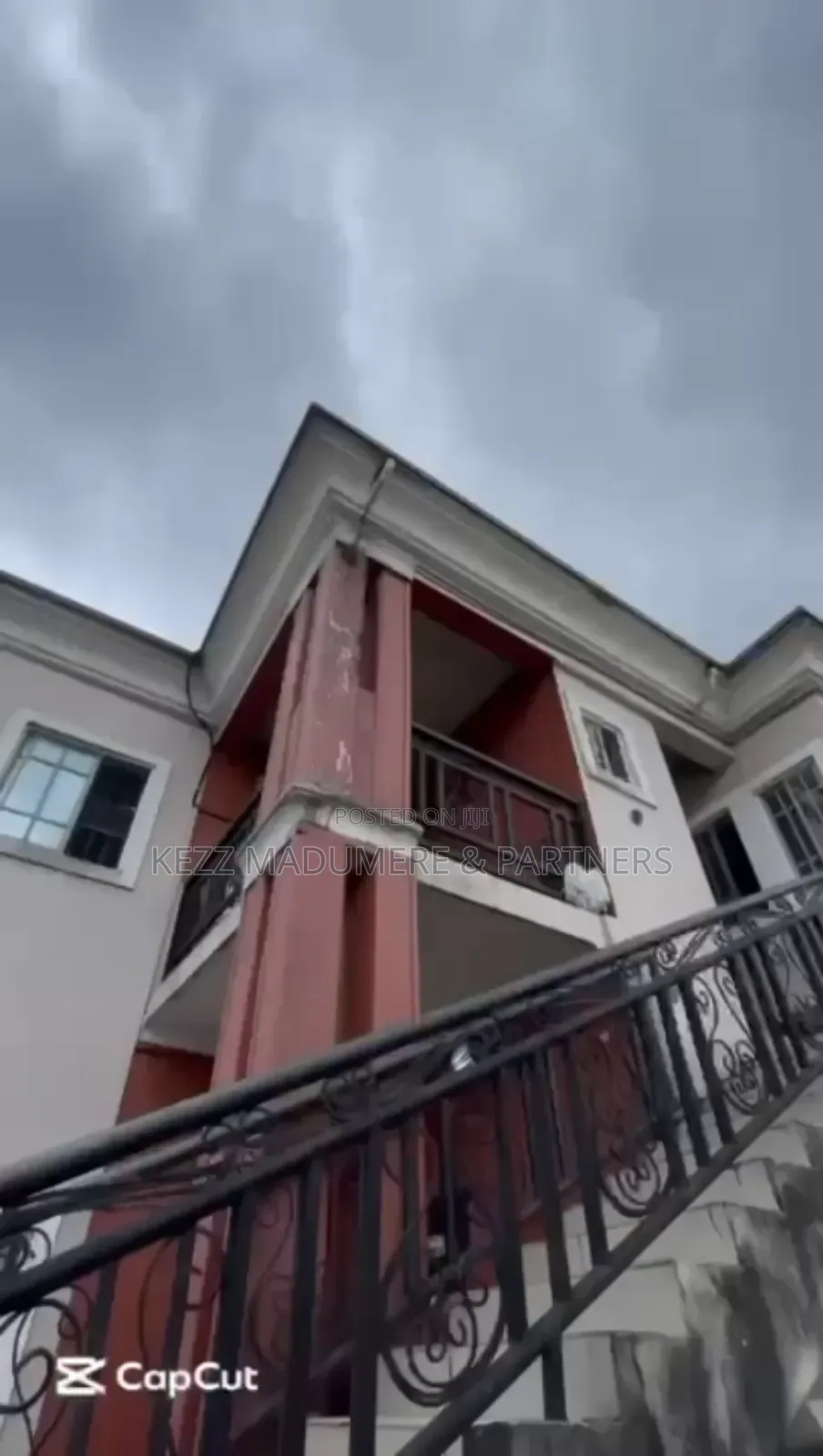 6bdrm Duplex in Gated Estate, Nta for sale