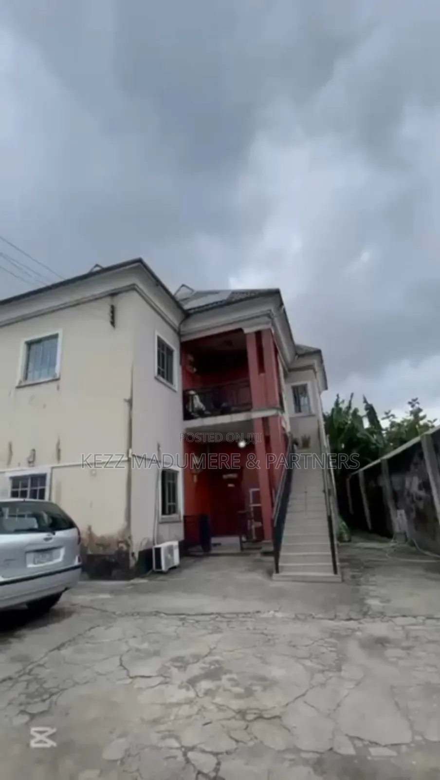 6bdrm Duplex in Gated Estate, Nta for sale