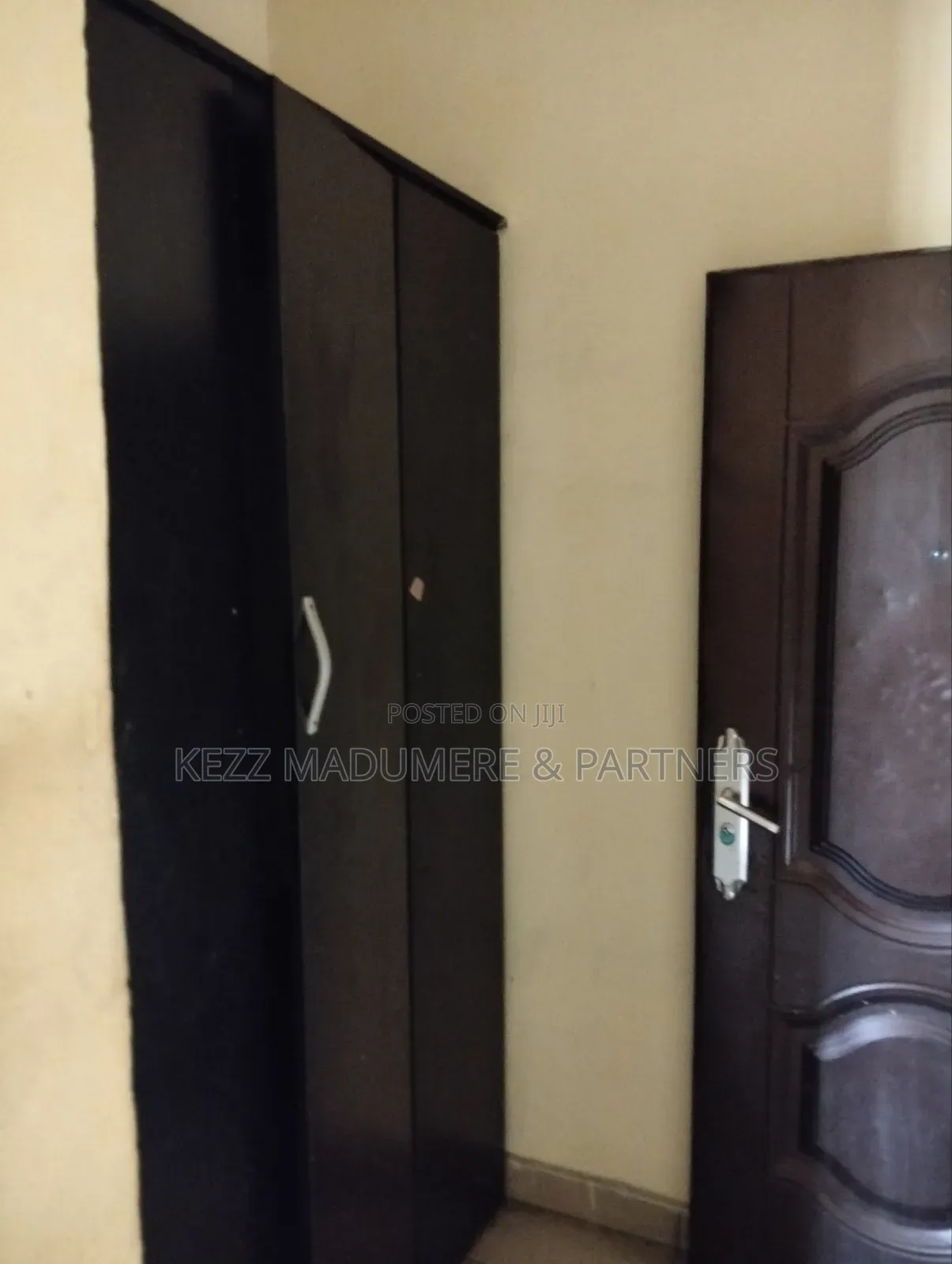 1bdrm Block of Flats in Estate Rumuodomaya for rent