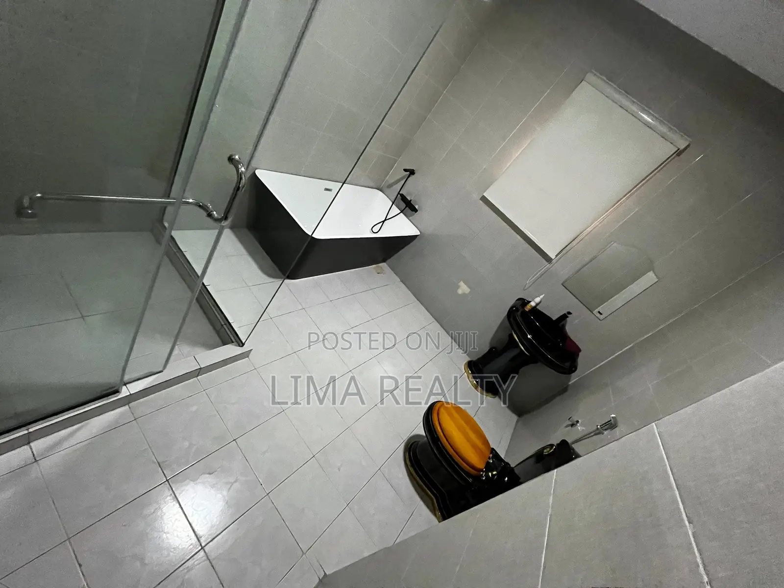 Cozy 3 Bedroom Wuye
