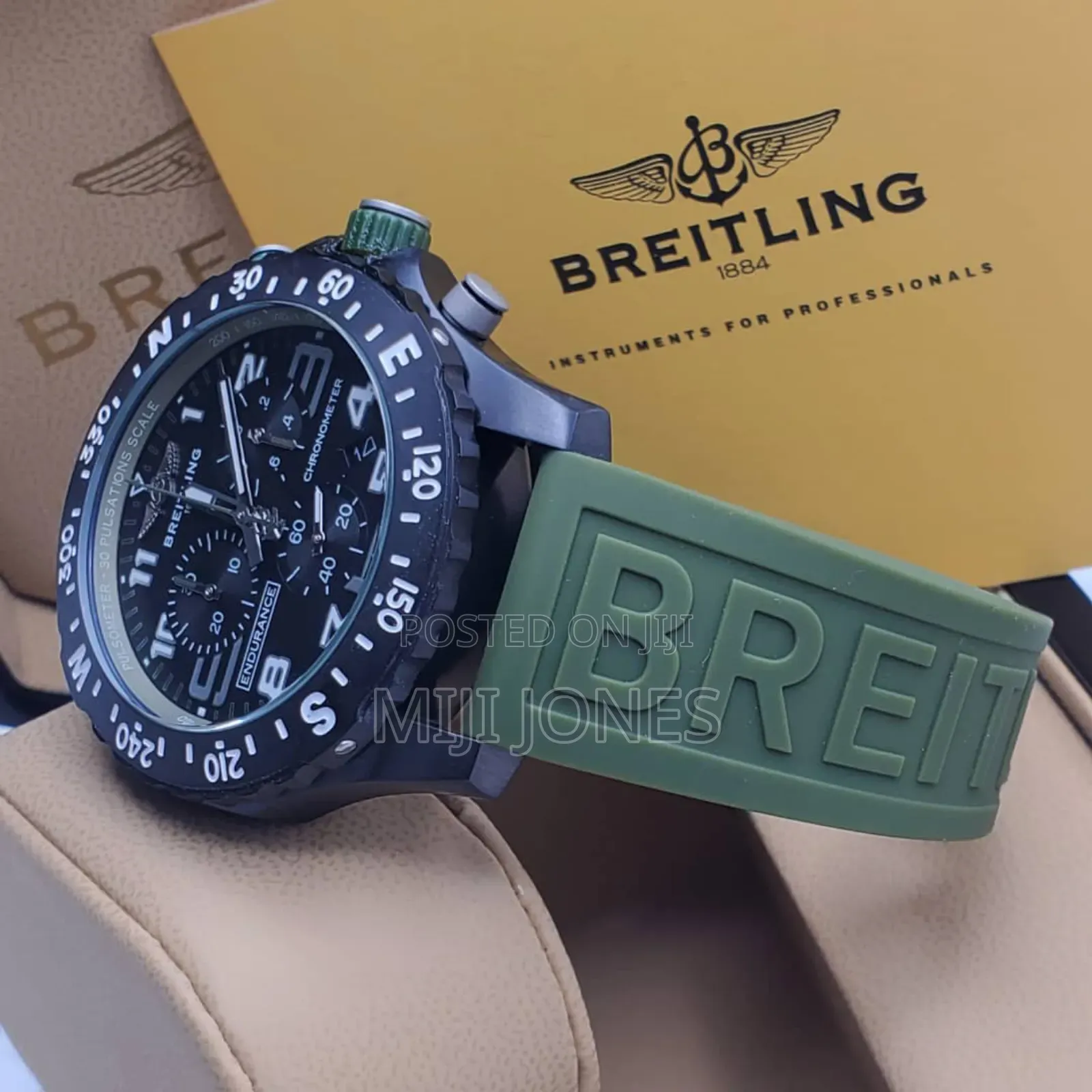*Men's Breitling Inspired Watch - Battery Powered Chronograph