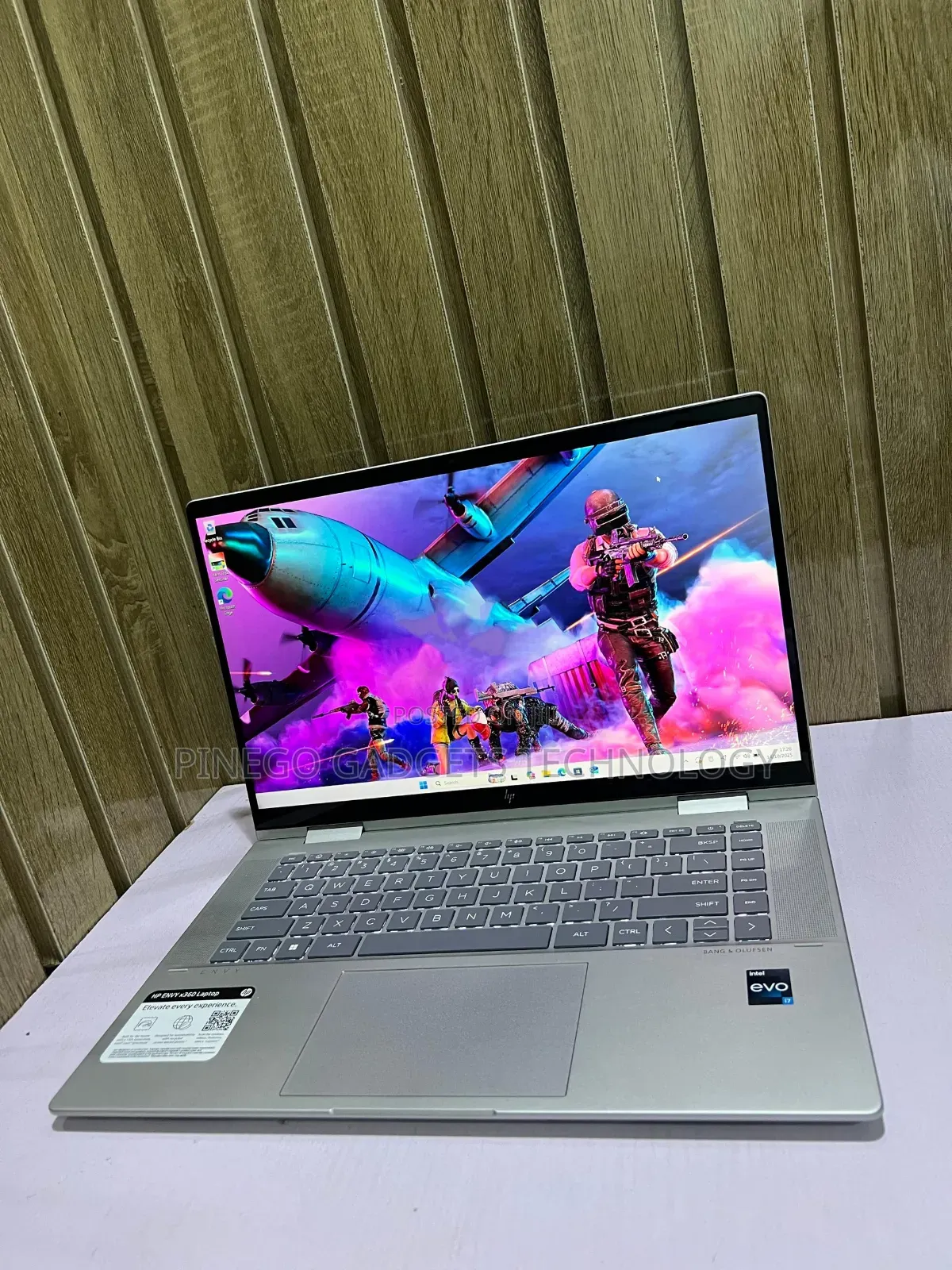 Laptop HP Envy X360 Convertible 15 Es2xx 16GB Intel Core I7 SSD 512GB