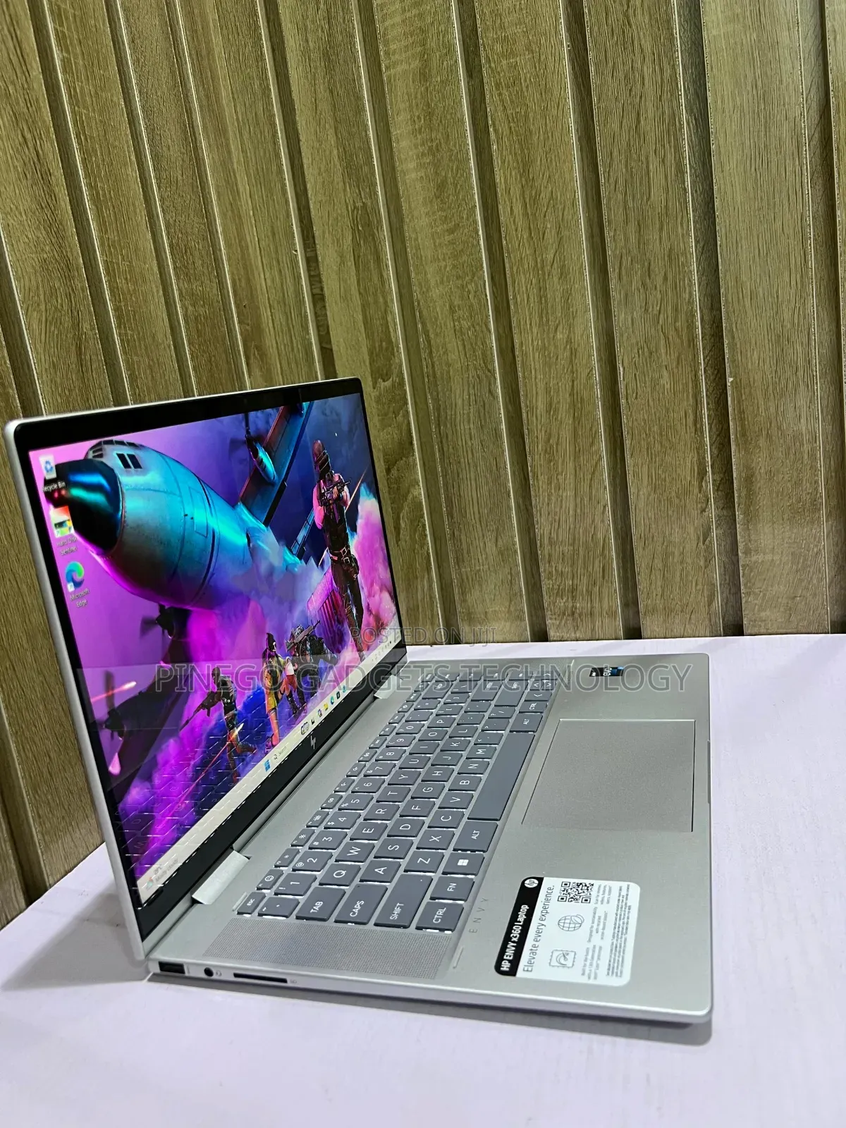 Laptop HP Envy X360 Convertible 15 Es2xx 16GB Intel Core I7 SSD 512GB