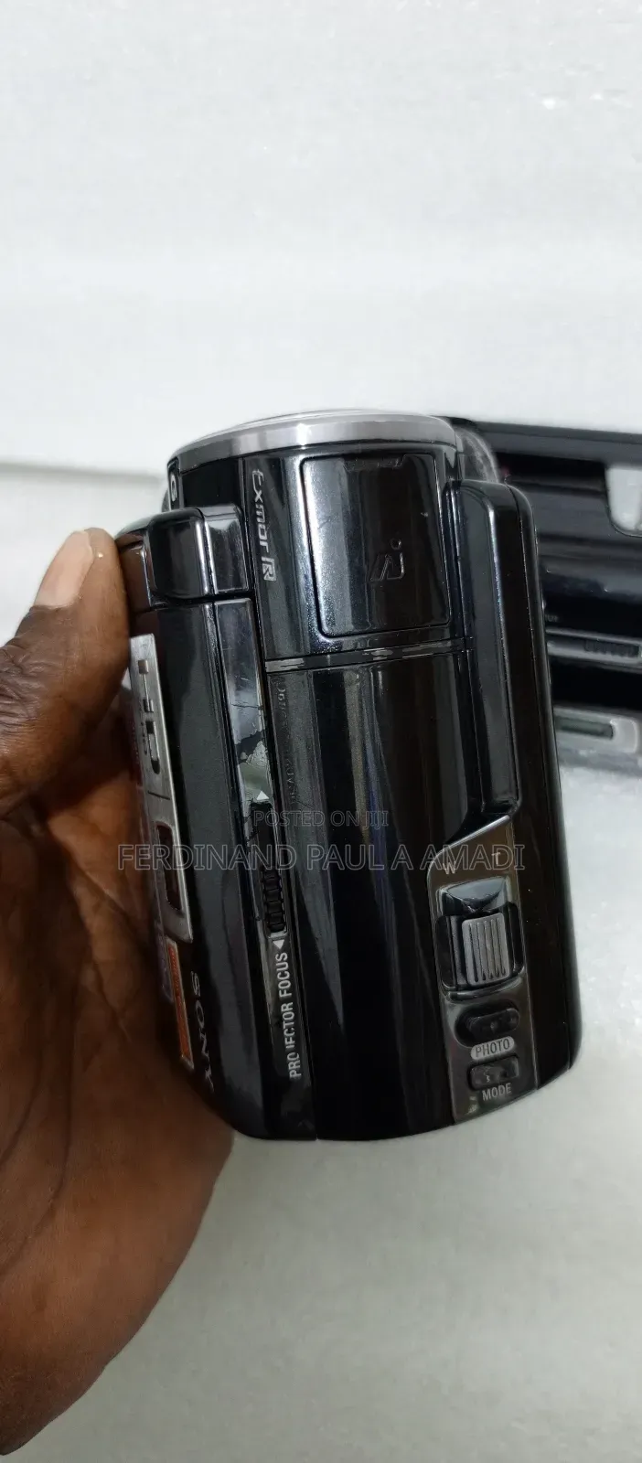 Sony Full Hd Video and Photo Camera With Projector Mic Port
