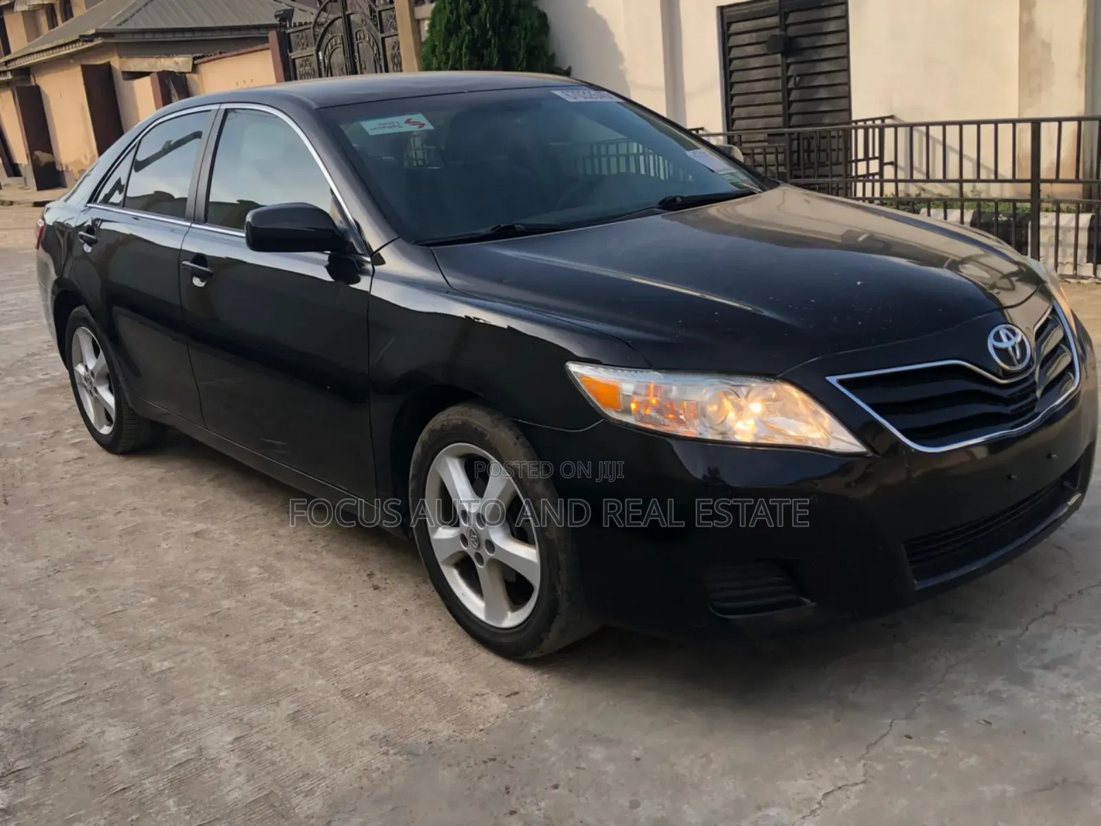 Toyota Camry LE 4dr Sedan (2.5L 4cyl 6A) 2011 Black