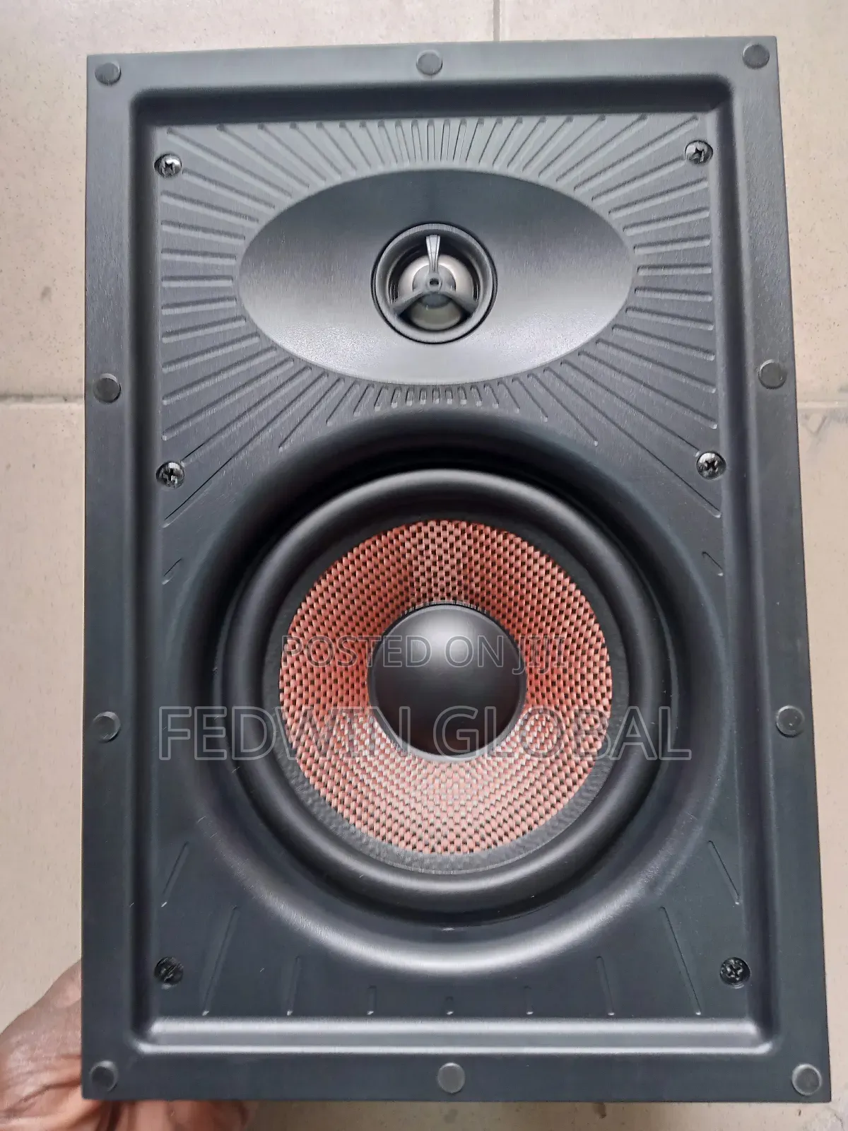 Jamo 6.5" Single Cone in Wall Speaker