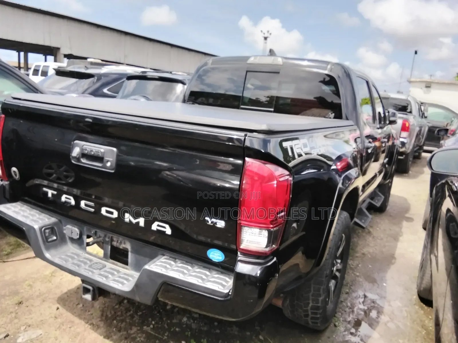 Toyota Tacoma 2018 Black