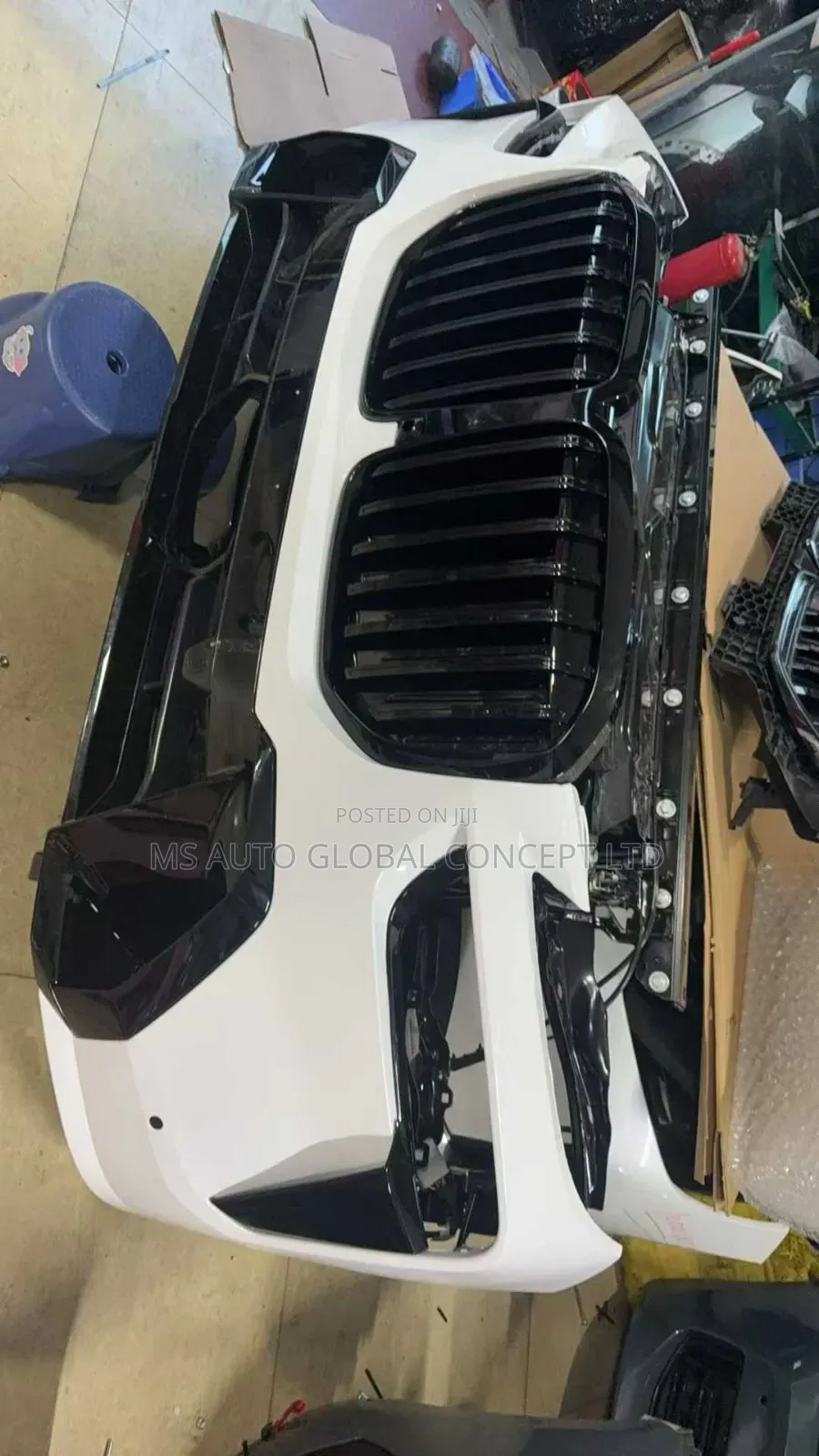 Bmw X7 M60 2025 Complete Front Cut
