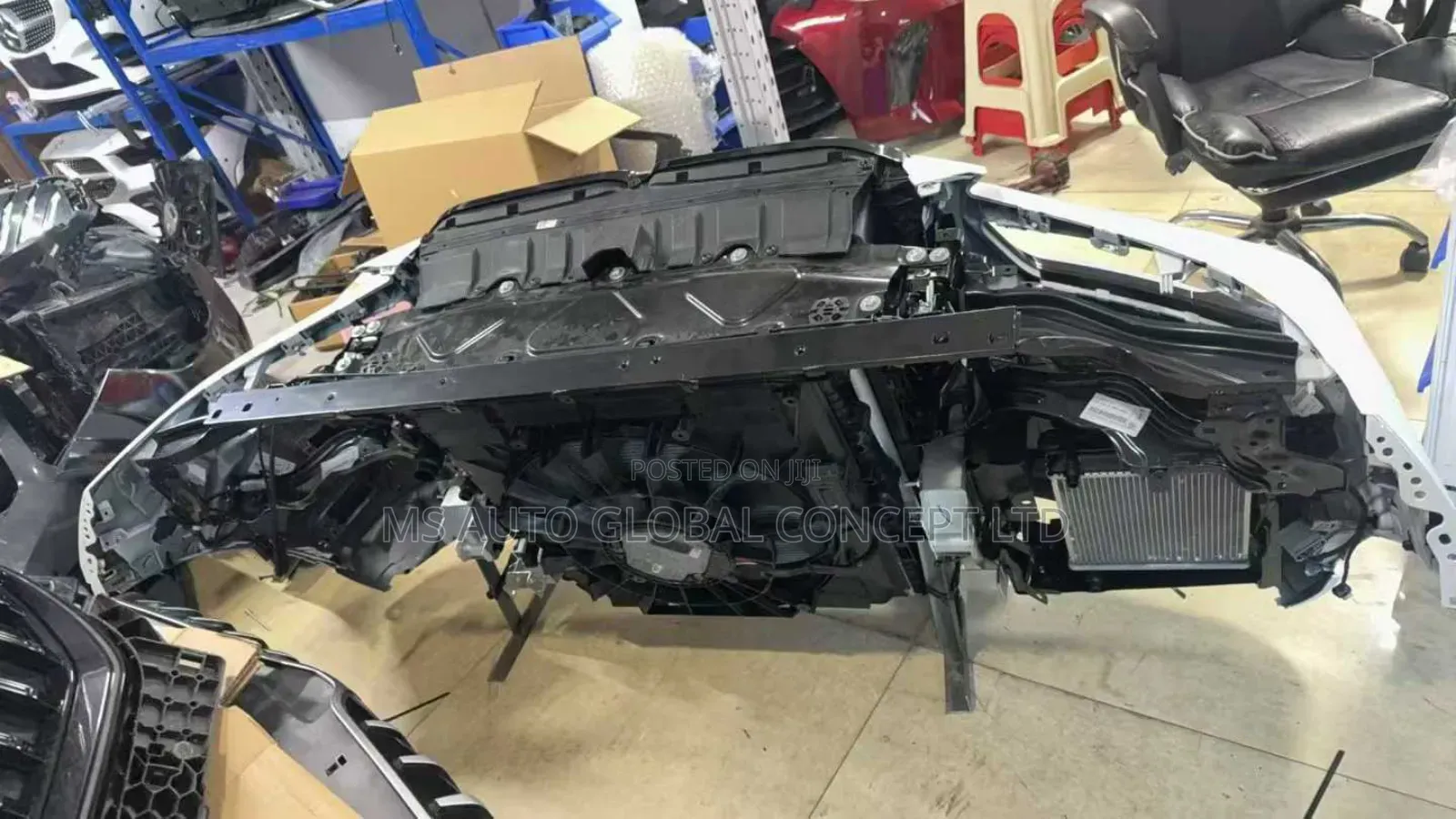 Bmw X7 M60 2025 Complete Front Cut