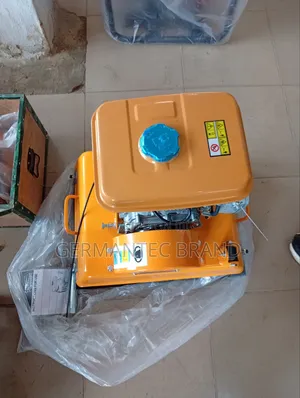 Compactor C90
