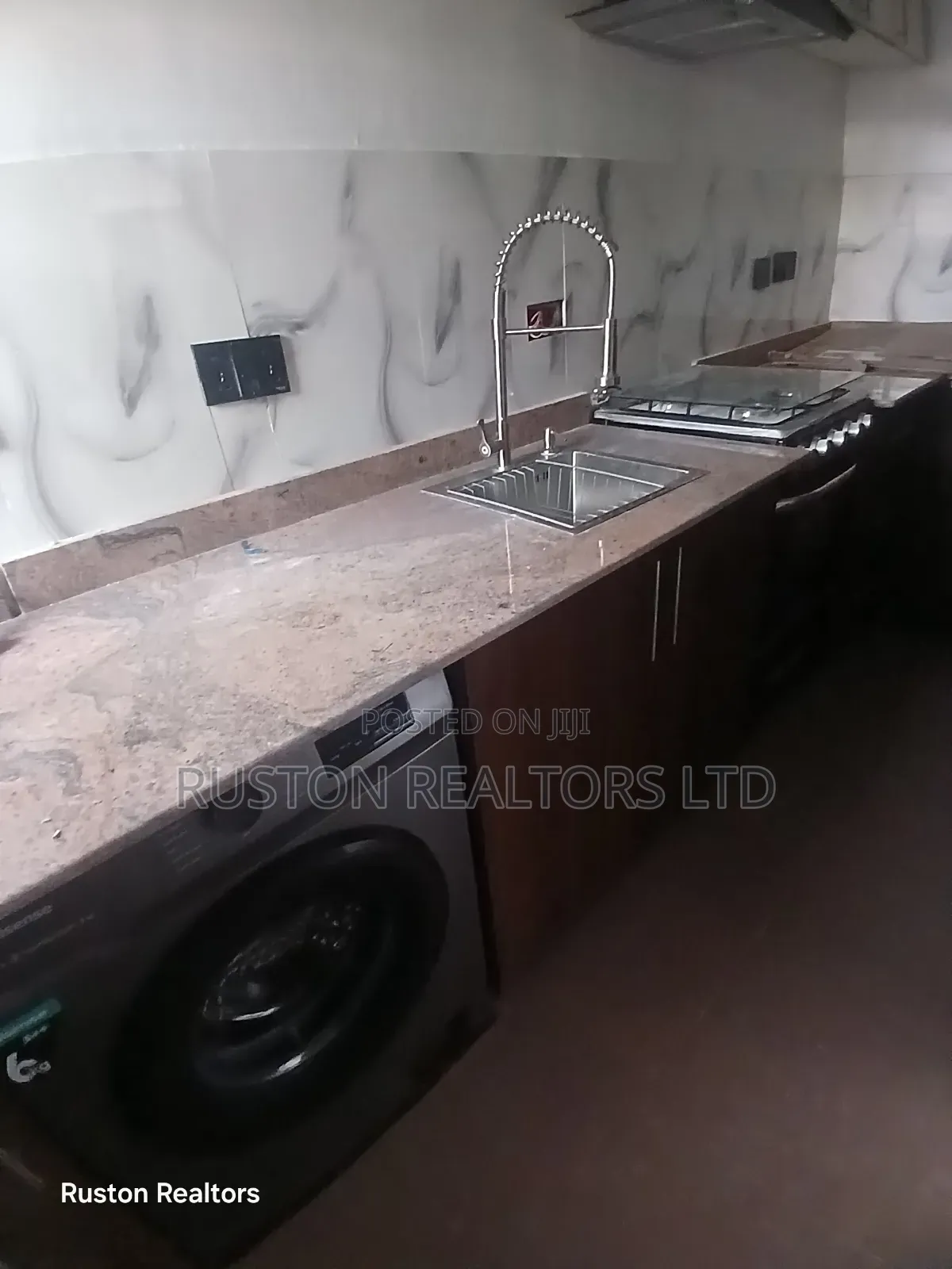 3bdrm Bungalow in Eleyele for sale