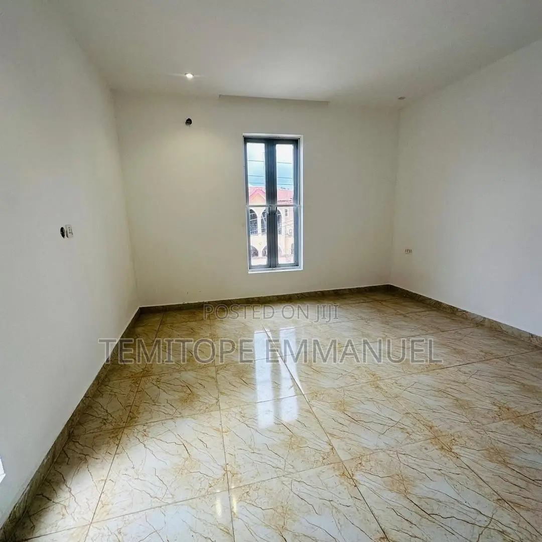 Furnished 4bdrm Duplex in Oko Oba, Lagos for sale