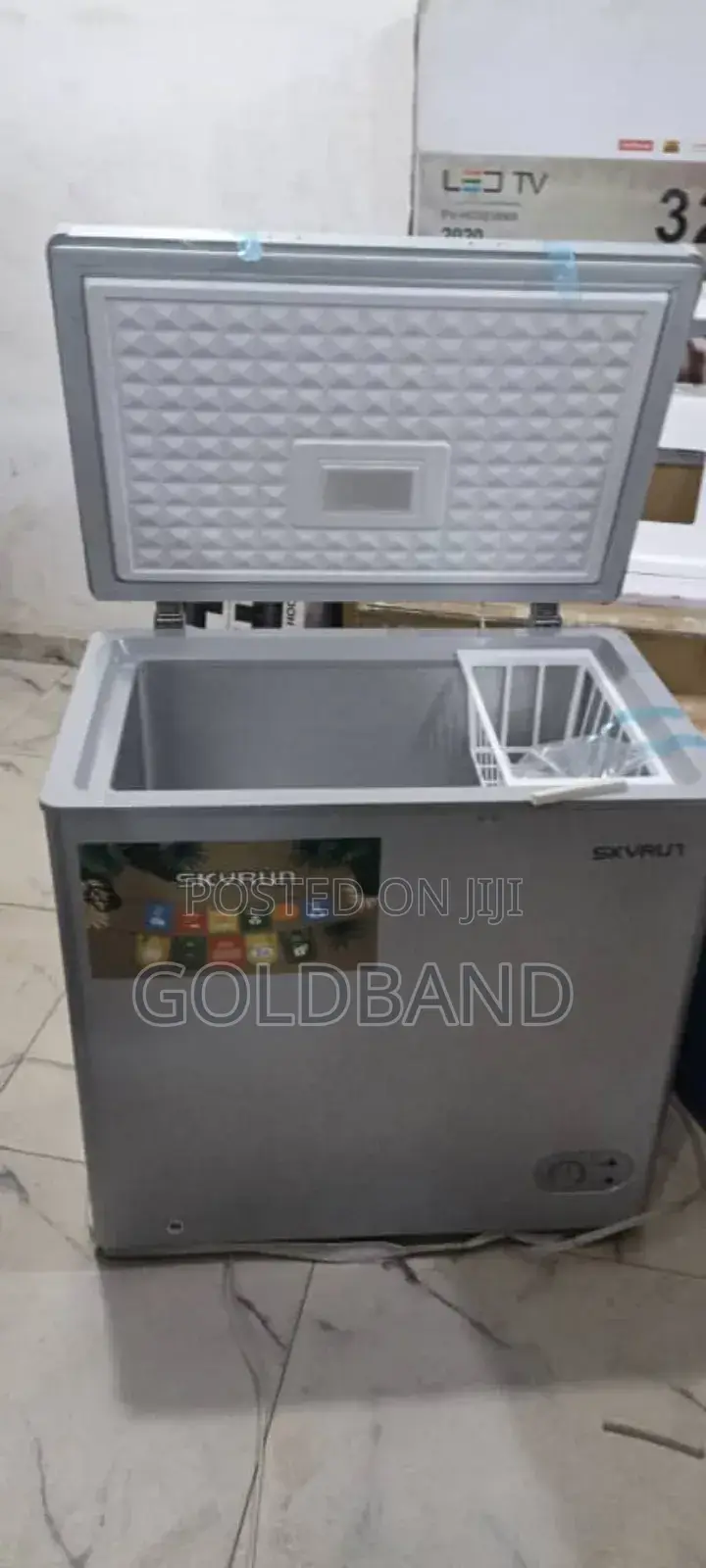Modern Family Skyrun 155l Chest Freezer 155hnw Grey