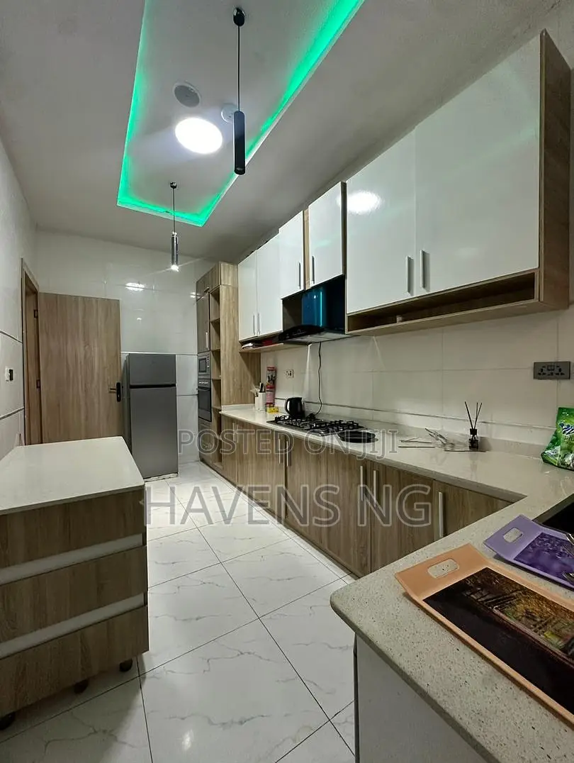 Furnished 4bdrm Duplex in Lekki Phase 2 for sale