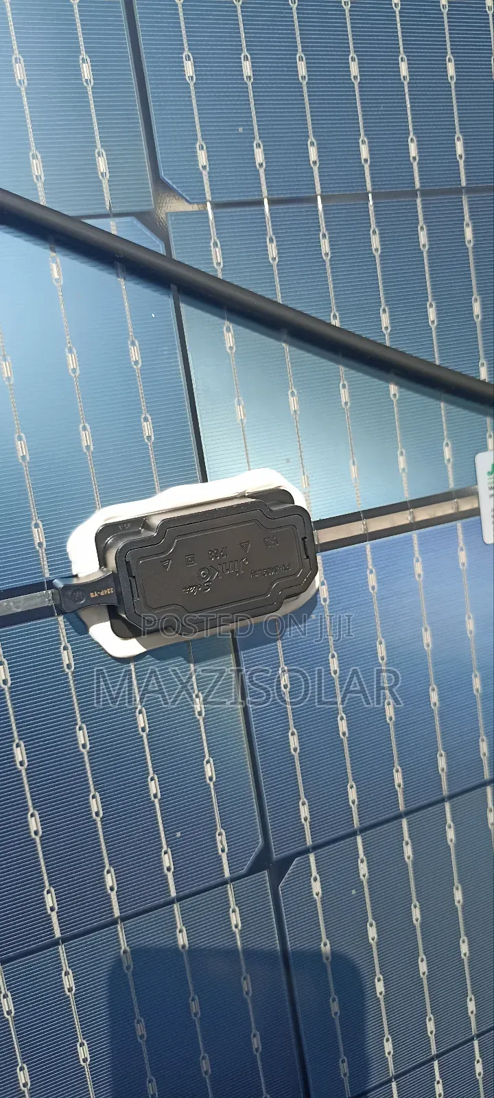 Brand New Bifacial 590watts Jinko Panels