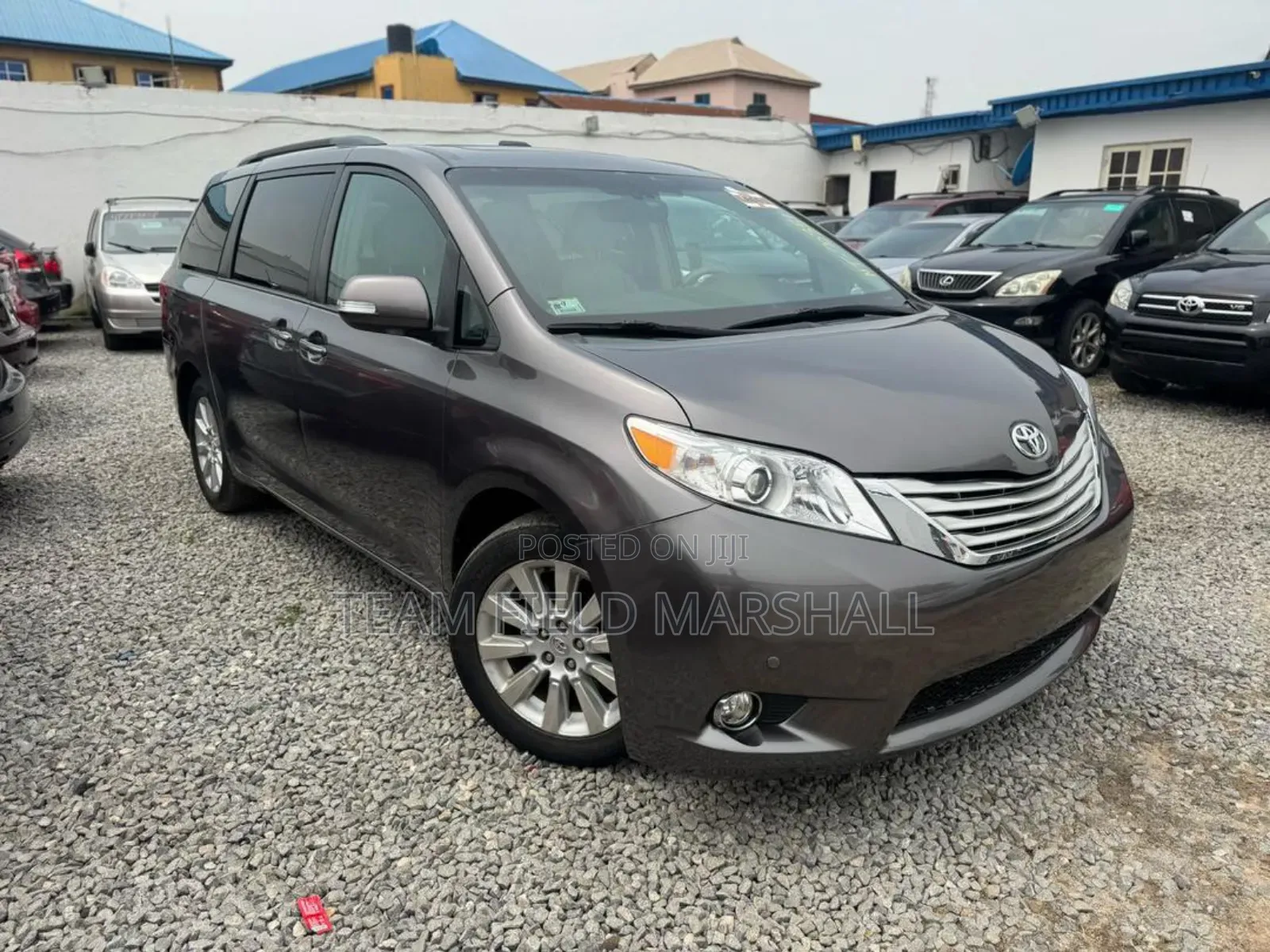 Toyota Sienna Limited AWD 7-Passenger 2013 Gray