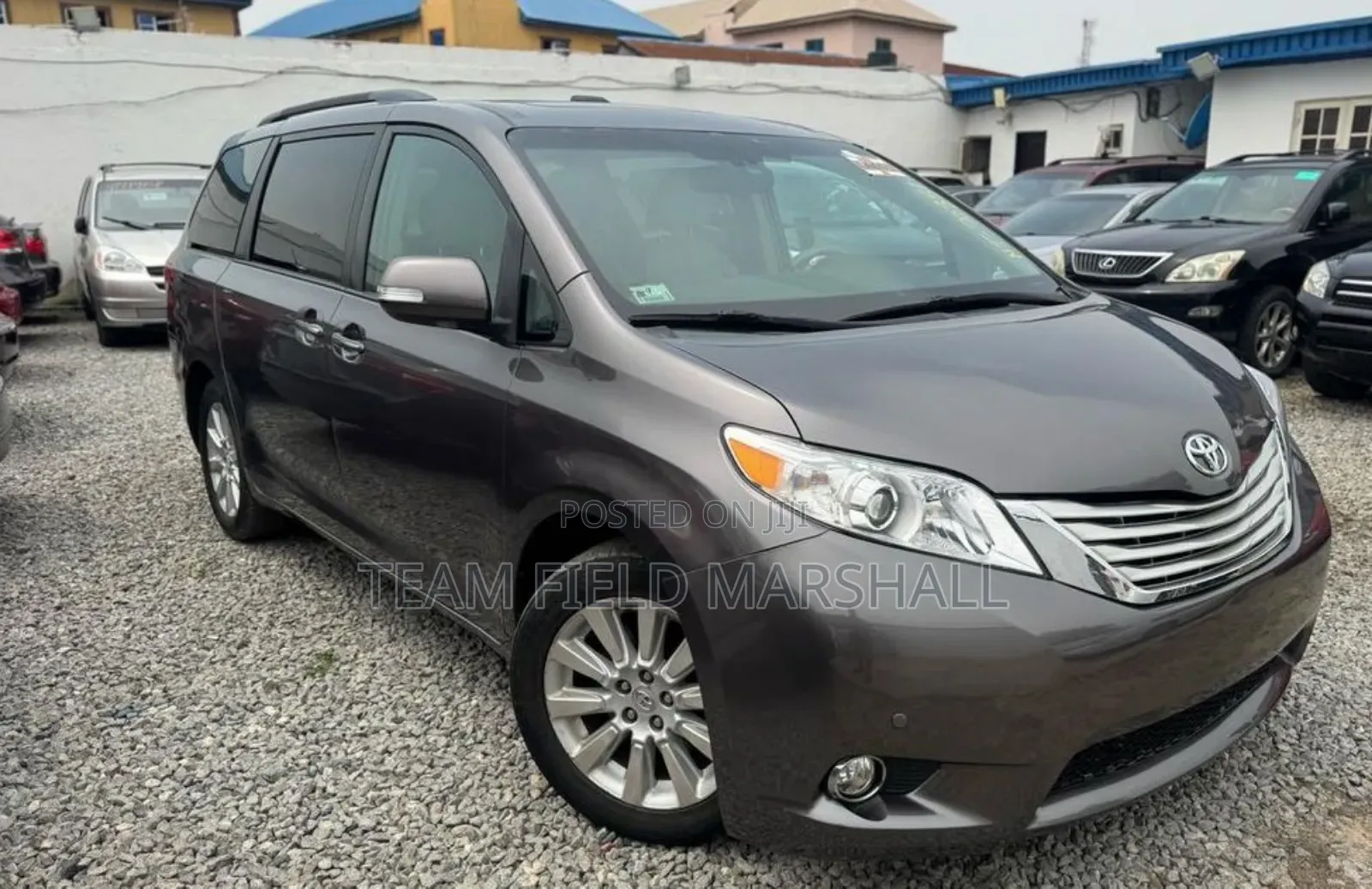 Toyota Sienna Limited AWD 7-Passenger 2013 Gray