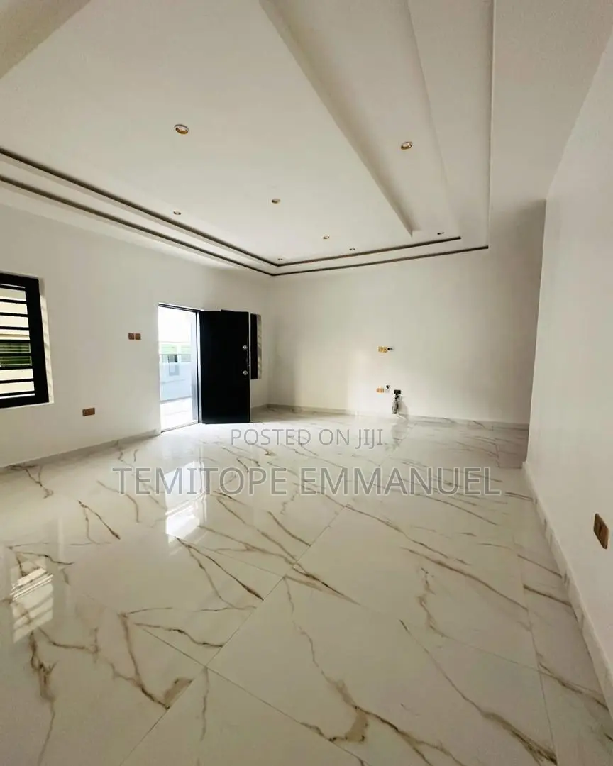Furnished 5bdrm Duplex in Oko Oba, Agege, for sale