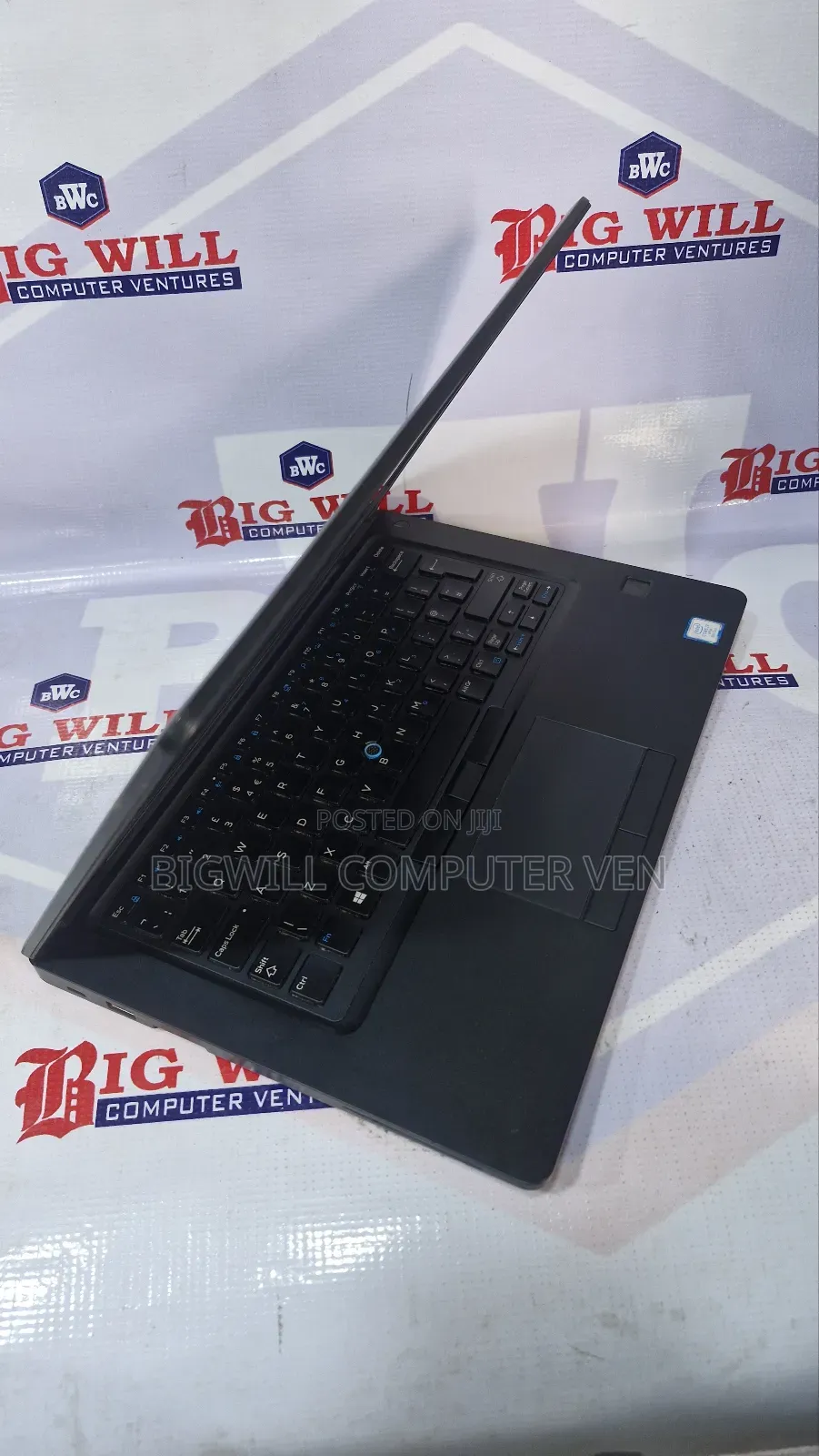 Laptop Dell Latitude 5490 16GB Intel Core Ultra 7 SSD 256GB