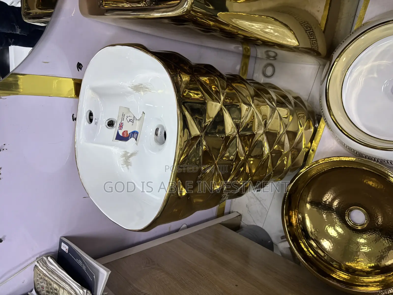 Gold And White Standing Basin