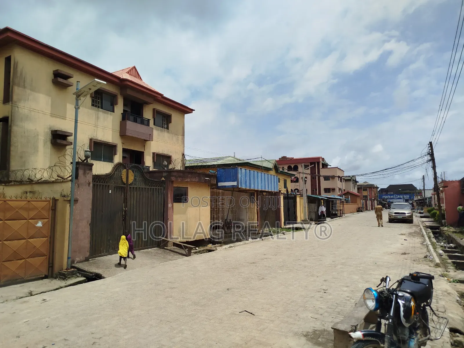3bdrm Block of Flats in Ago Palace for sale