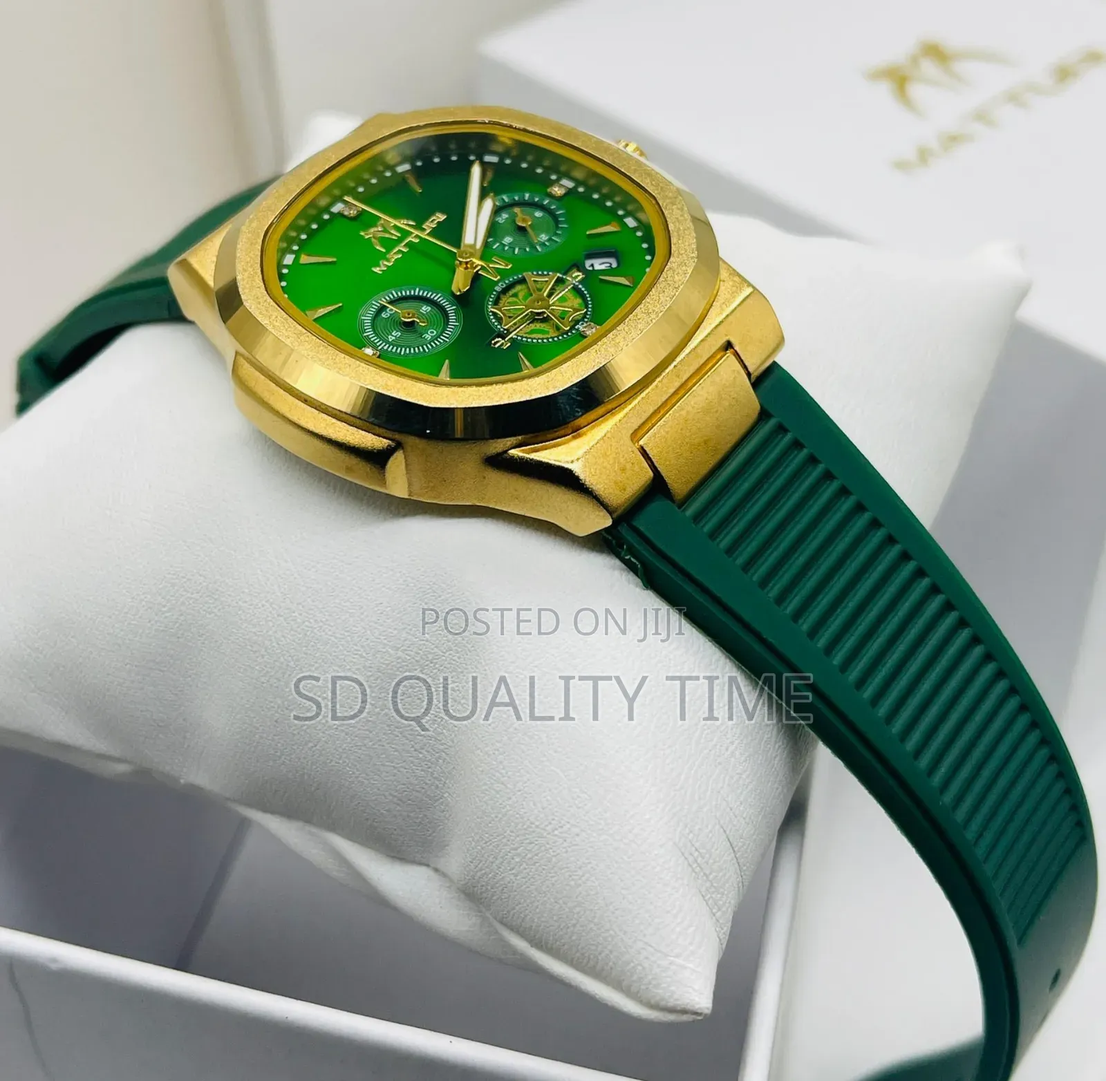 Matturi Rubber Strap Waterproof Watch
