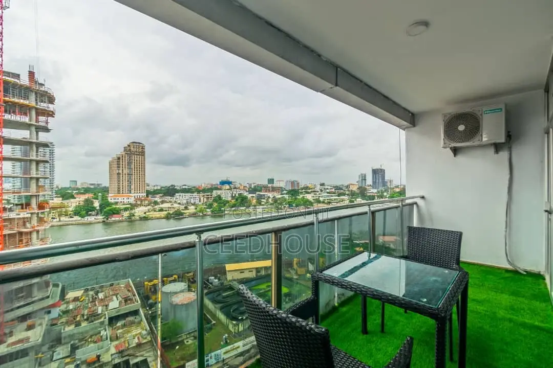 Luxurious 2/3 Bedrooms Duplex With With Sea / City View