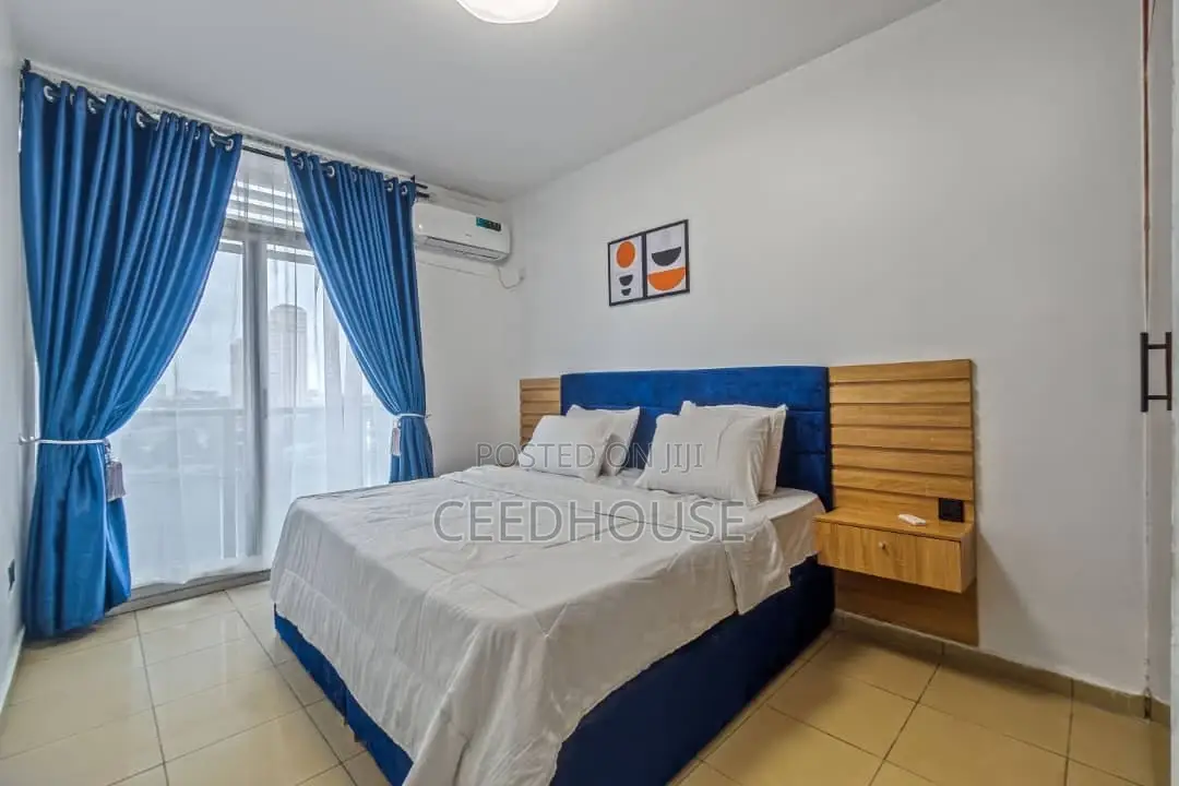 Luxurious 2/3 Bedrooms Duplex With With Sea / City View