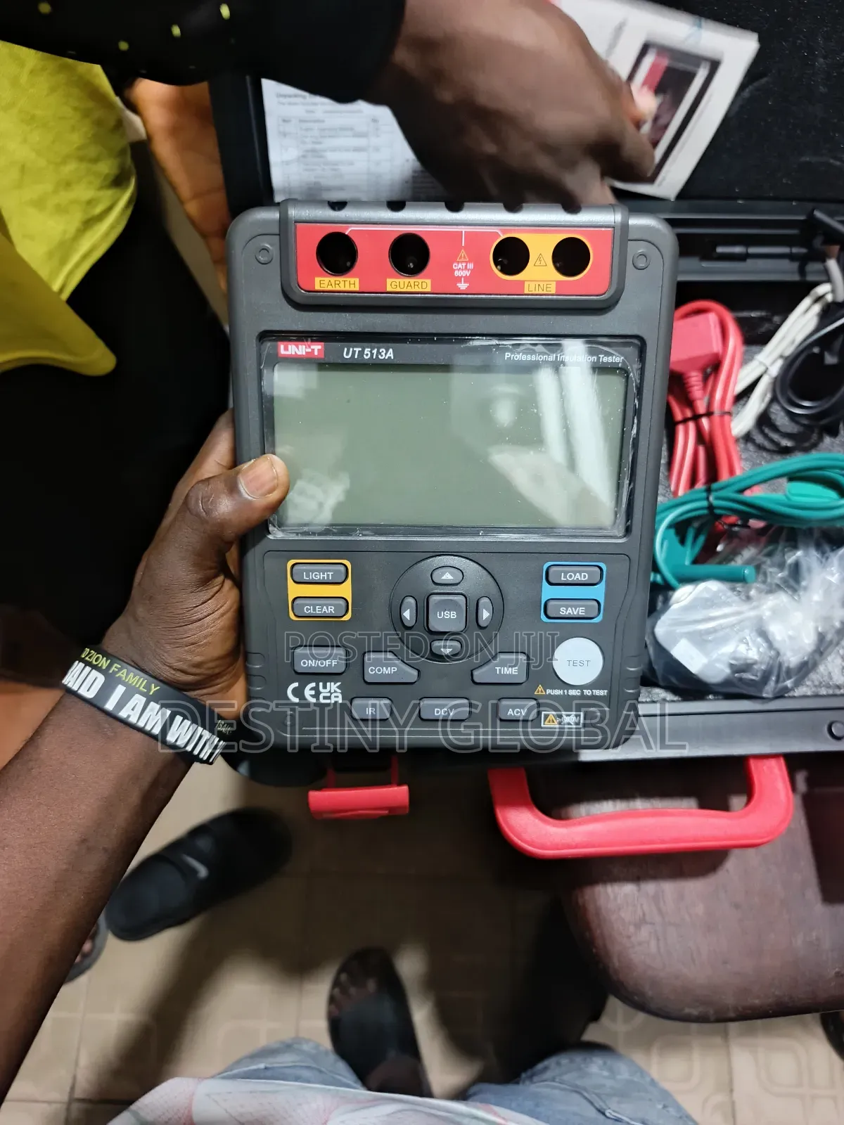 Uni-T Ut513a Professional Insulation Tester.