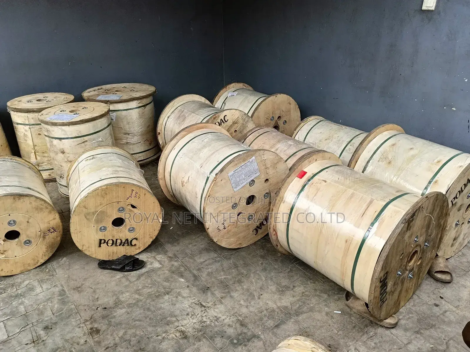 Fibre Cable 8core S/M Nonmetallic