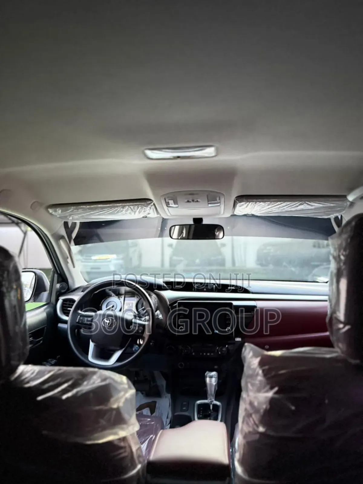New Toyota Hilux 2025 White