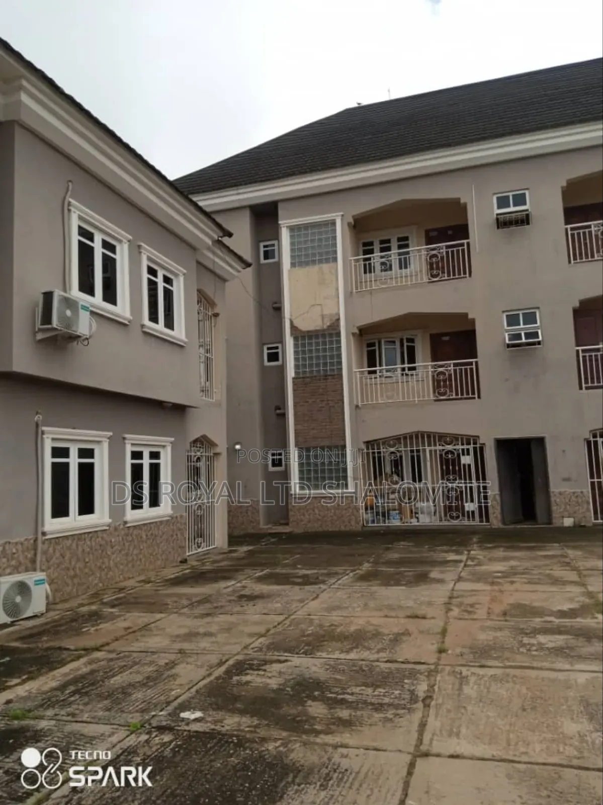 3bdrm Block of Flats in Benin City for sale