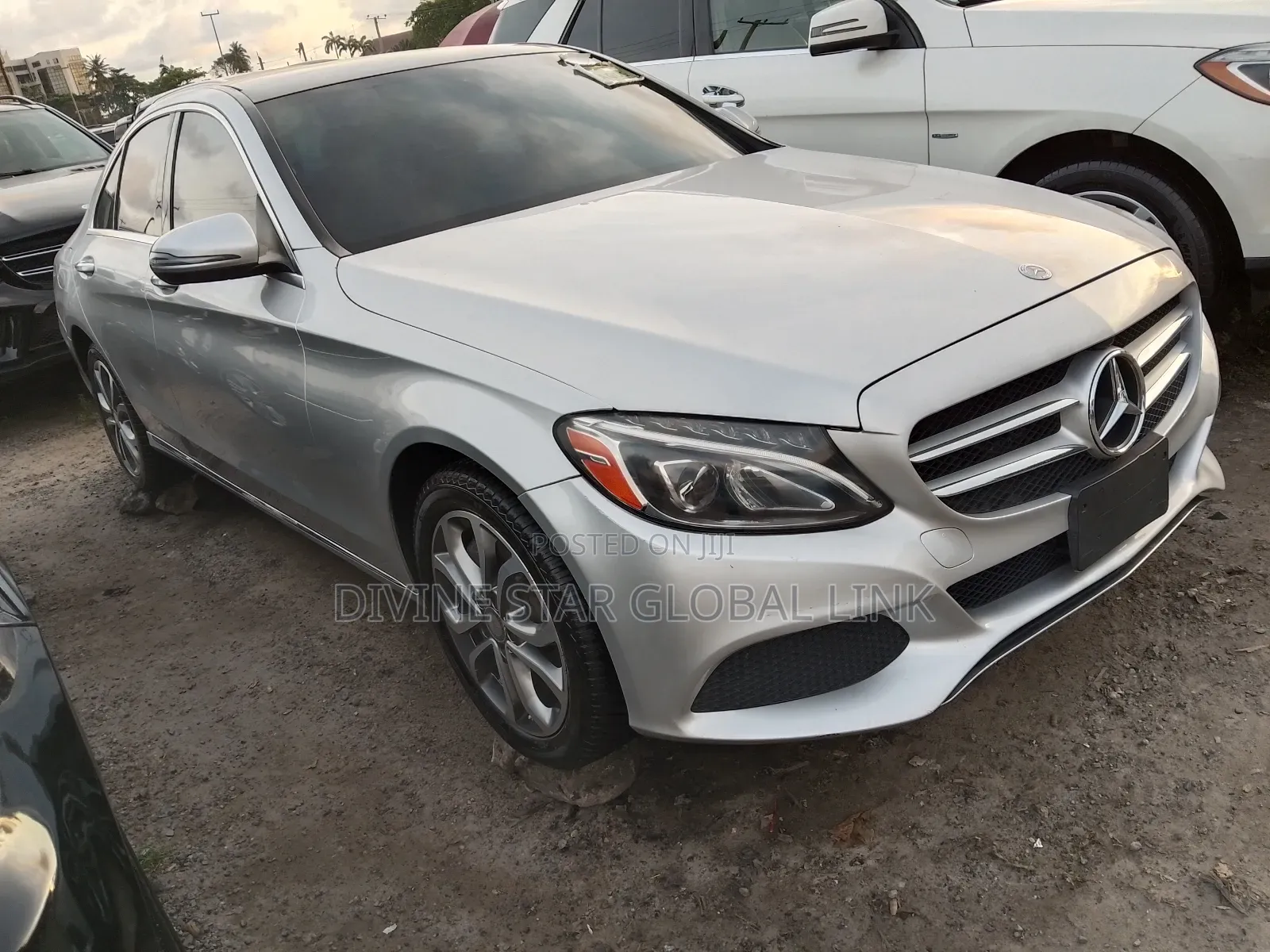 Mercedes-Benz C300 Luxury 4matic Sedan AWD (2.0L 4cyl 7A) 2017 Silver