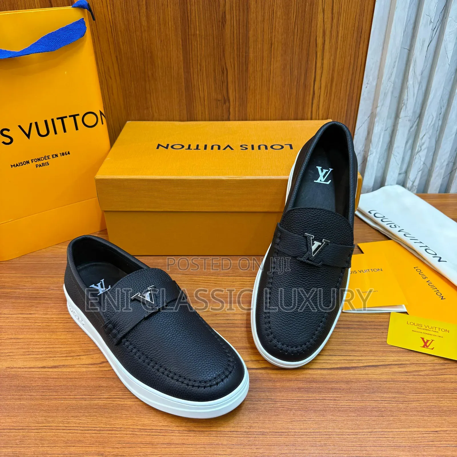 High Quality Luxury Men's Sneakers Louis Vuitton Well Branded Package