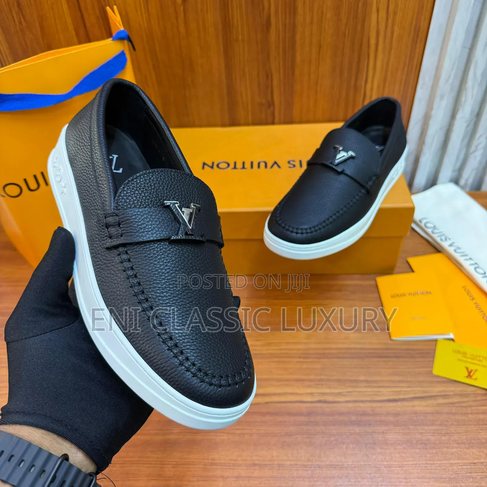 High Quality Luxury Men's Sneakers Louis Vuitton Well Branded Package