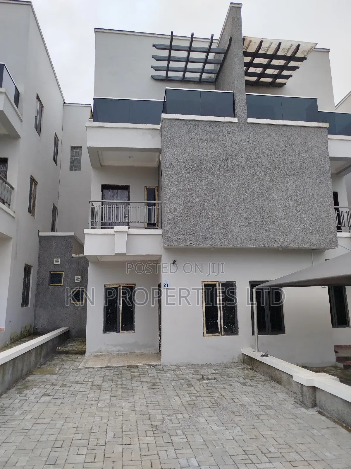4bdrm Townhouse / Terrace in Gusape Main, Guzape District for rent