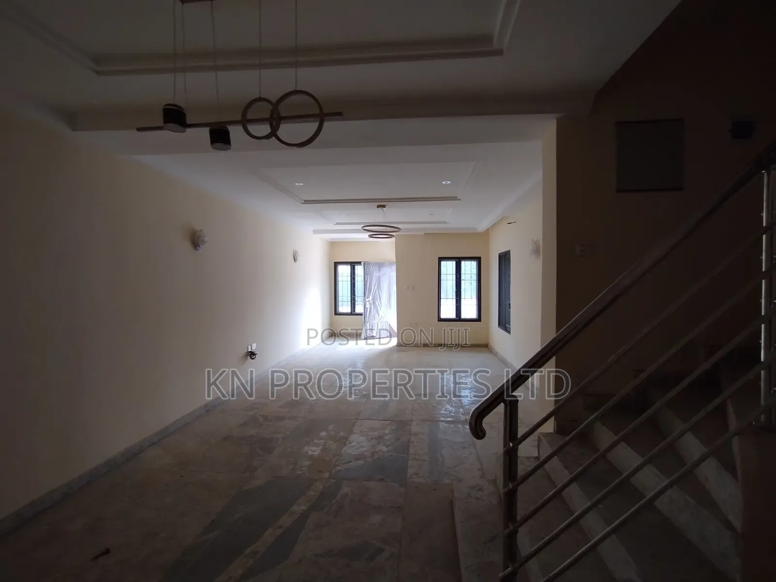 4bdrm Townhouse / Terrace in Gusape Main, Guzape District for rent