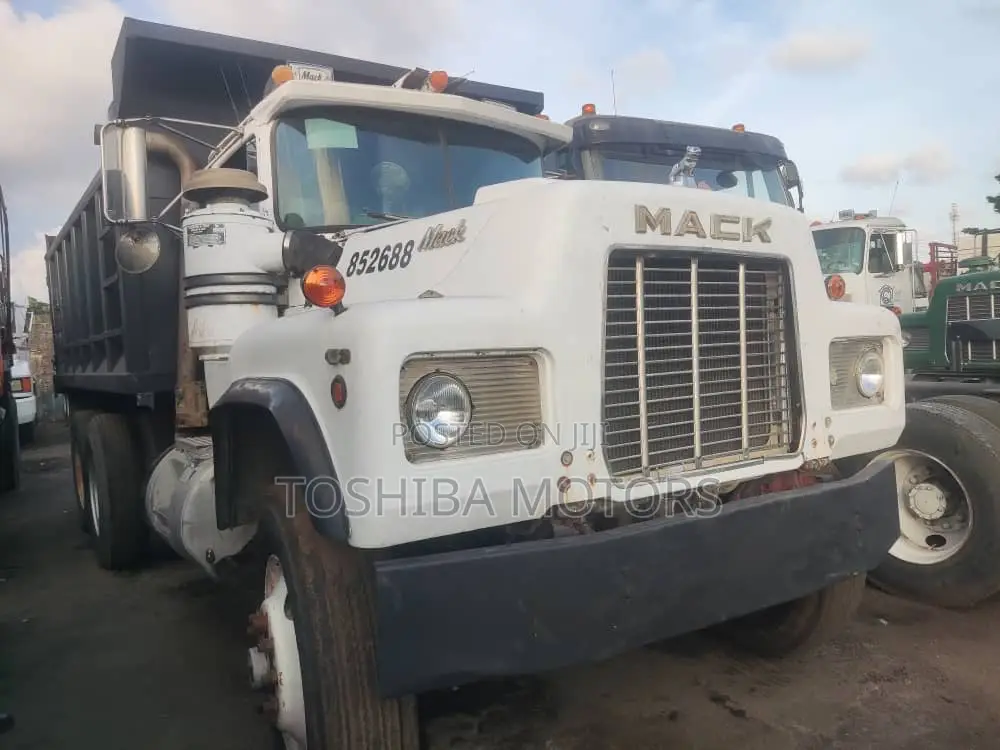 Foreign Used Mack Truck