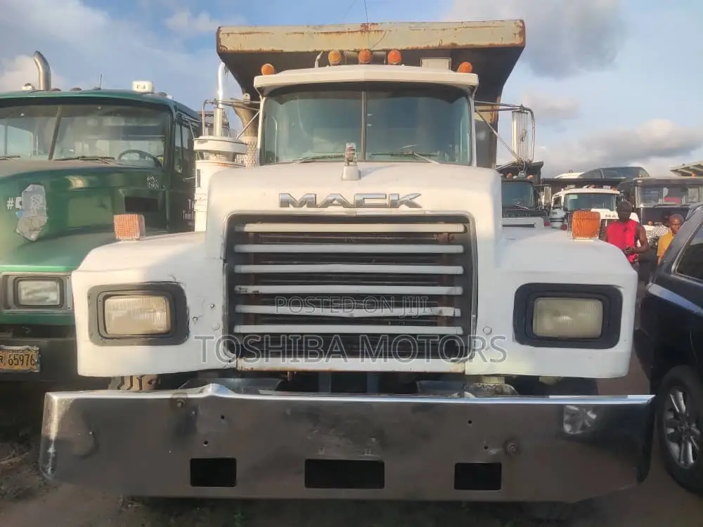 Foreign Used Mack Truck