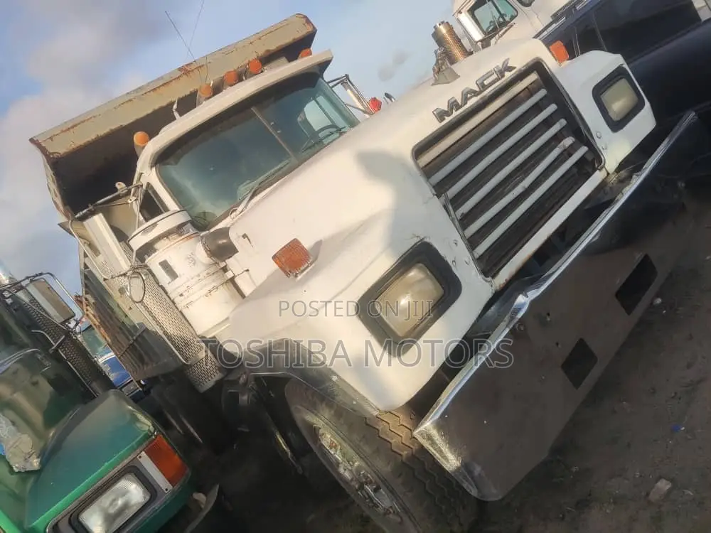 Foreign Used Mack Truck