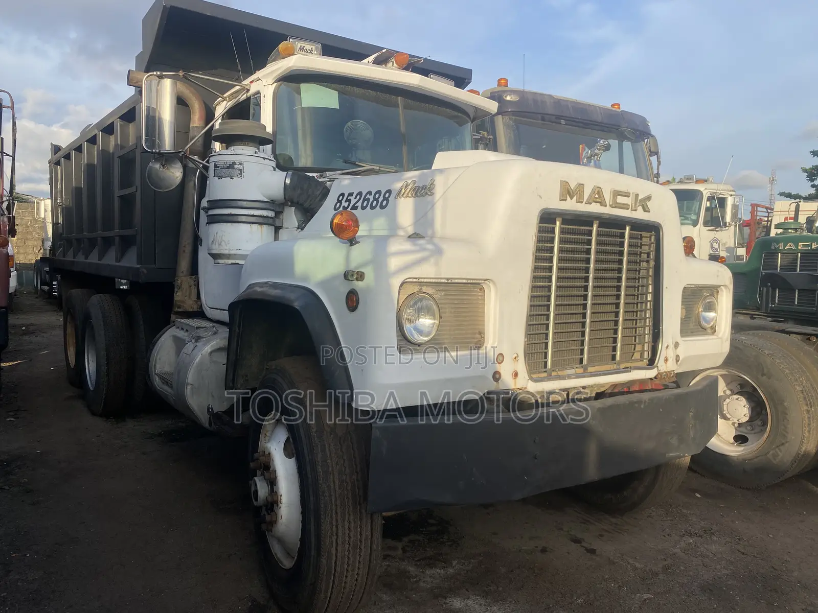Foreign Used Ch Mack Truck