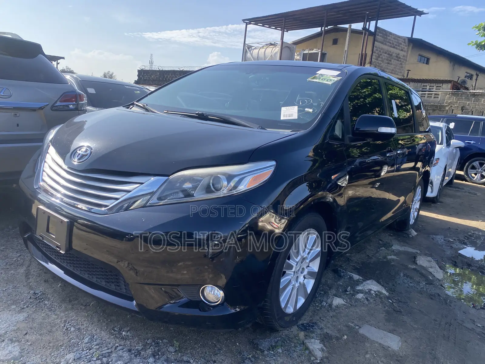 Toyota Sienna Limited Premium 7-Passenger 4dr Minivan (3.5L 6cyl 6A)