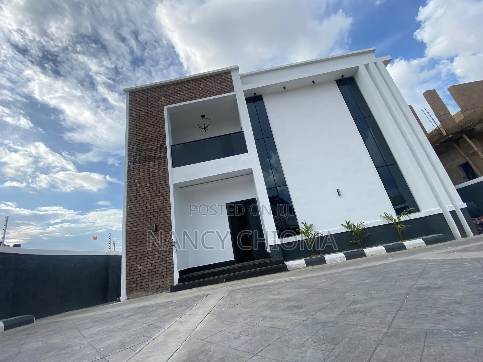 Furnished 5bdrm Duplex in Almond Garden, Enugu for sale