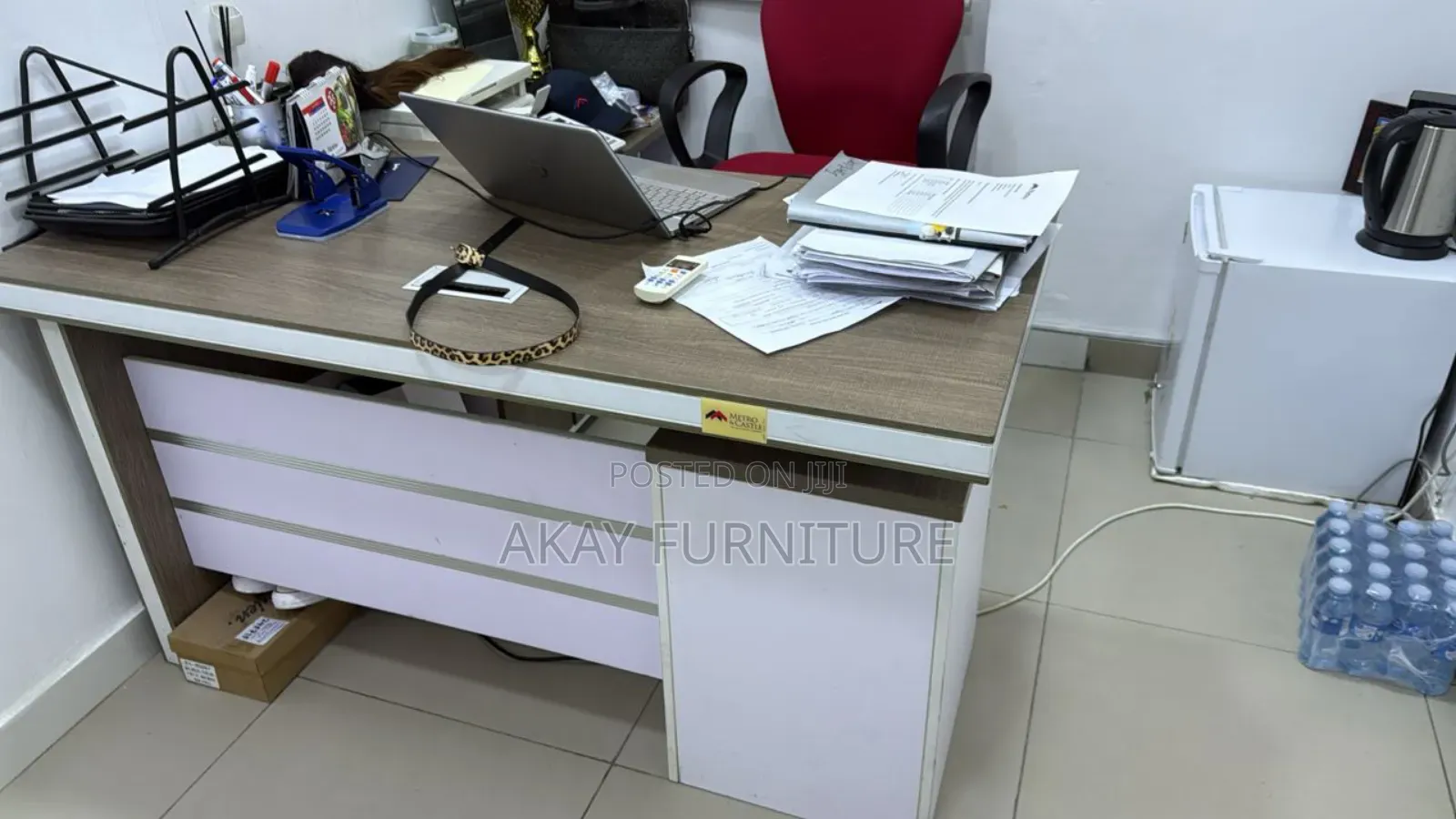 Office Table Size 1.4 Meters