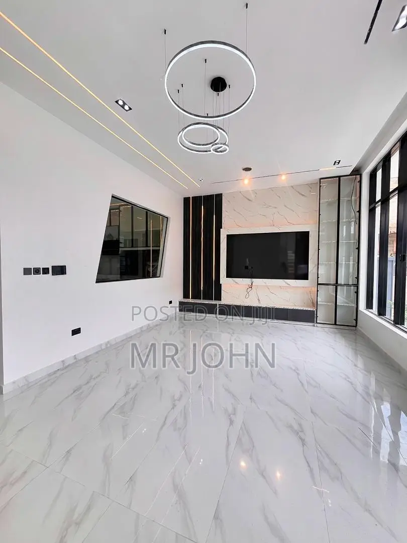 4bdrm Mansion in Ajah for sale