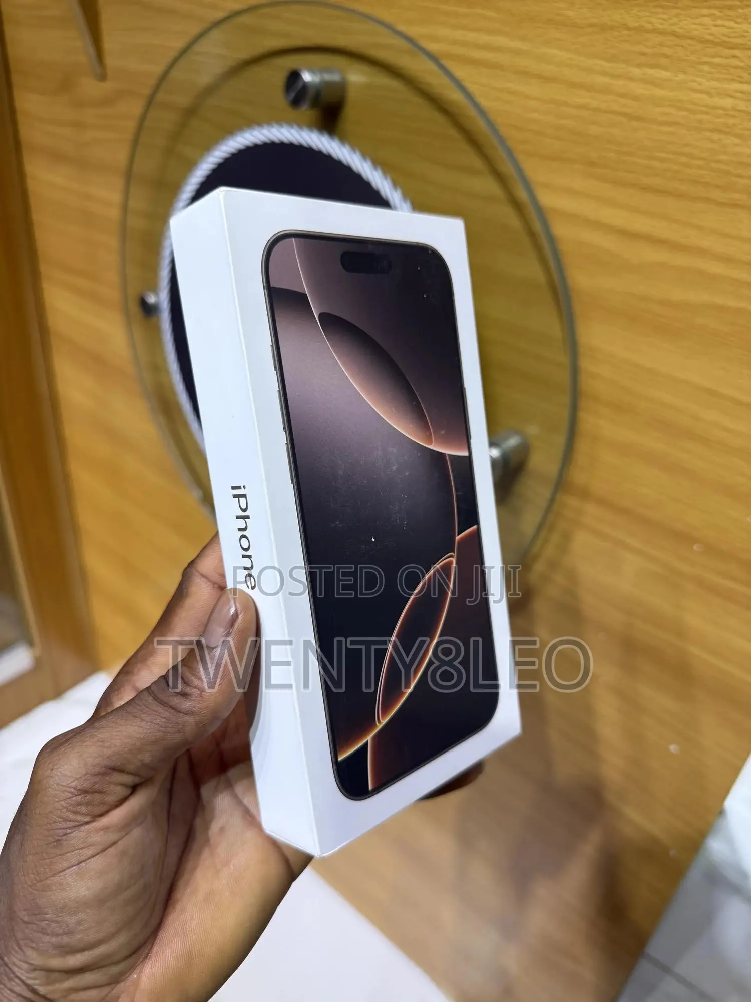 New Apple iPhone 16 Pro Max 256 GB Gold