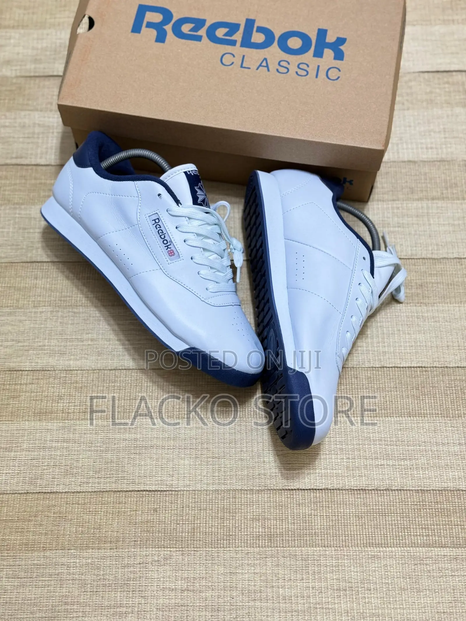 Original Reebok Royal Charm Classic Sneakers