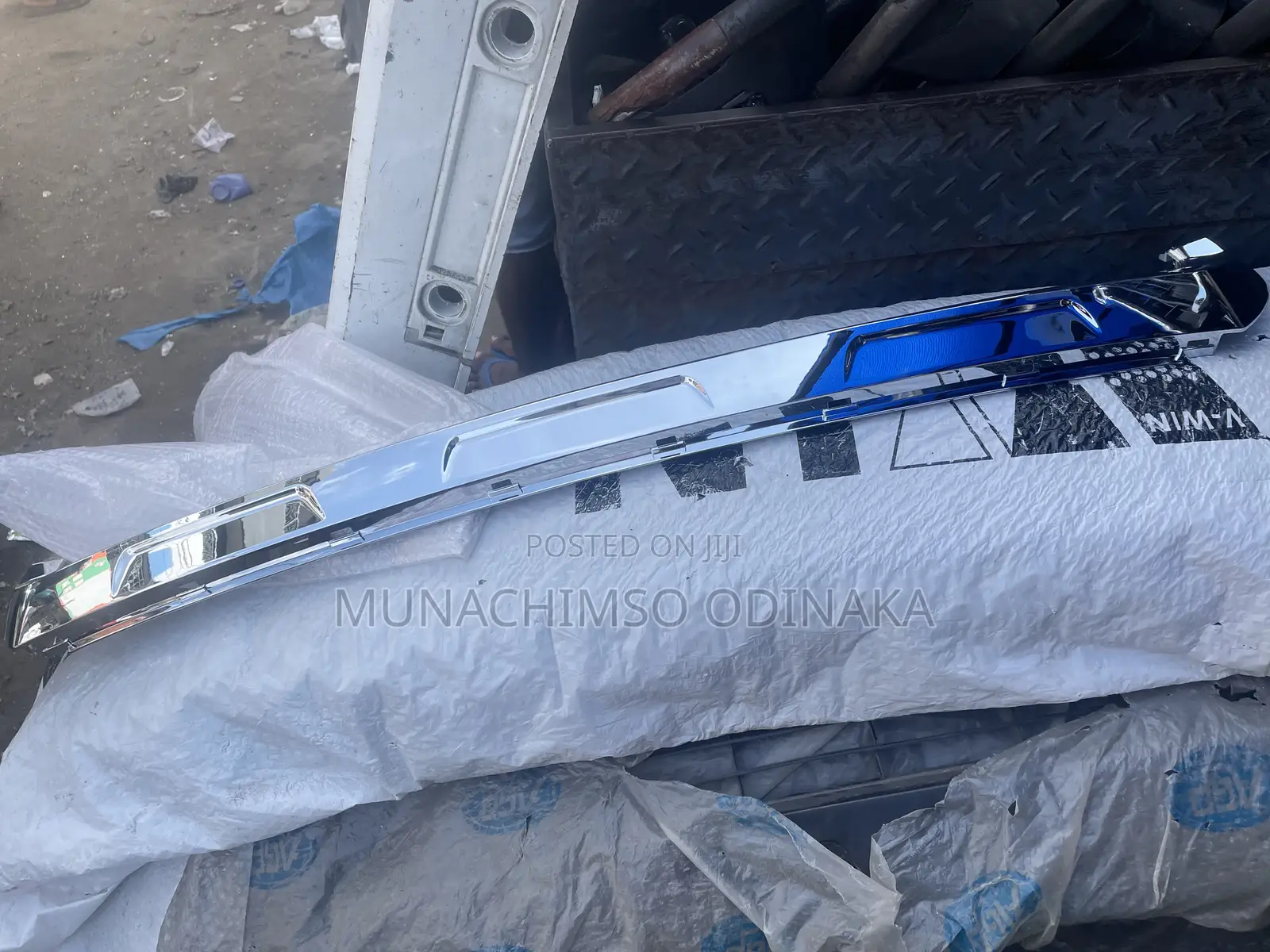 Down Grill Chrome Rx350