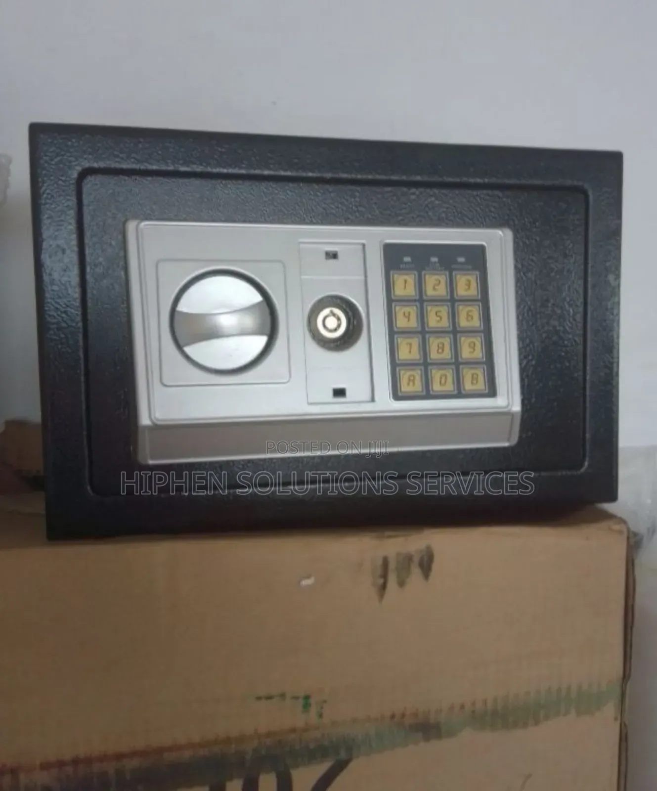 20e Hotel Medium Safe Box